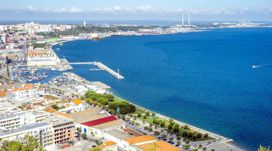 Nuestros servicios de alquiler de coches ofrecen una diversa selección de vehículos en Setúbal.